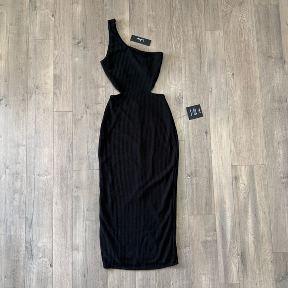 Lulus Black Ribbed One-Shoulder Cutout Midi Dress NWT - Picture 6 of 11